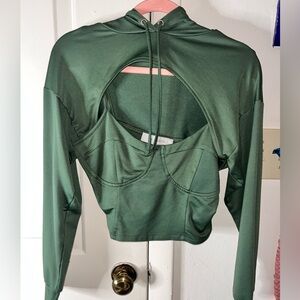 ✨Lily White crop hoodie and tank set✨